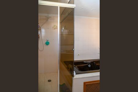 Casa à venda com 170m², 3 quartos e 2 vagasBanheiro - Suite