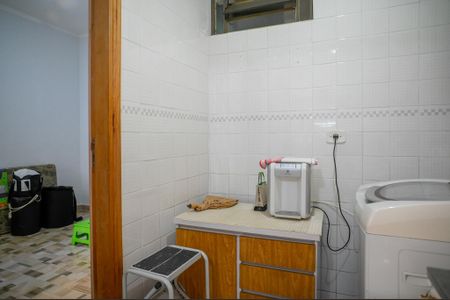 Casa à venda com 170m², 3 quartos e 2 vagasÁrea de Serviço