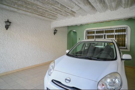 Casa à venda com 170m², 3 quartos e 2 vagasGaragem