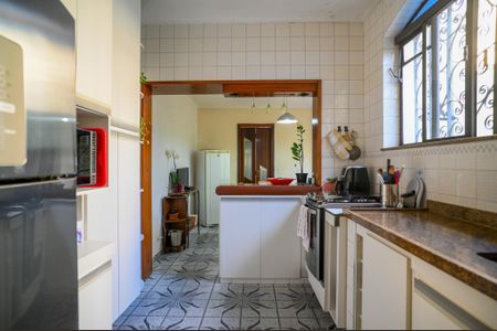 Casa à venda com 170m², 3 quartos e 2 vagasCozinha