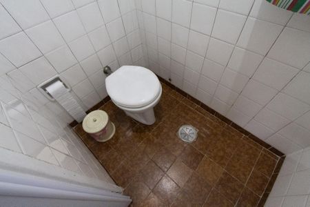 Apartamento à venda com 110m², 3 quartos e 2 vagas Apartamento à venda com 110m², 3 quartos e 2 vagasBanheiro de Serviço