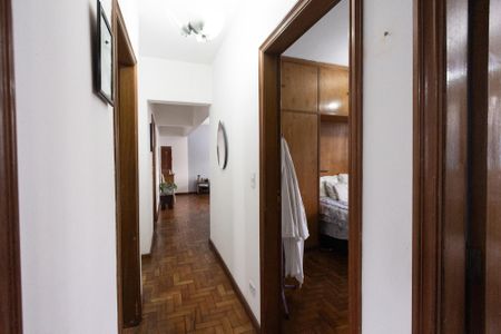 Apartamento à venda com 110m², 3 quartos e 2 vagas Apartamento à venda com 110m², 3 quartos e 2 vagasCorredor