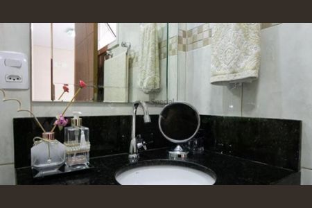 Casa à venda com 120m², 2 quartos e 3 vagas