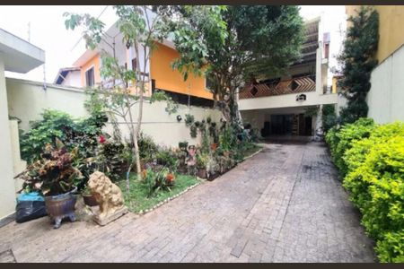 Casa à venda com 250m², 3 quartos e 6 vagas
