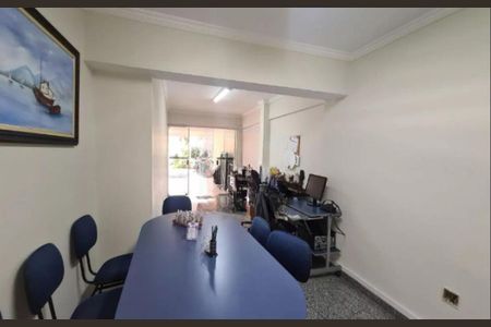 Casa à venda com 250m², 3 quartos e 6 vagas