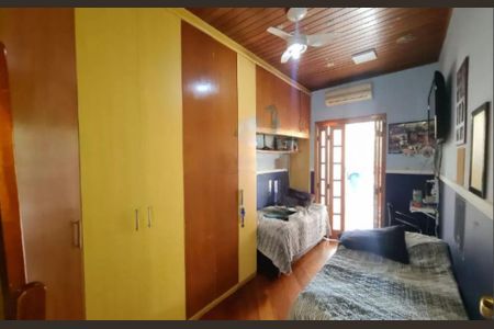 Casa à venda com 250m², 3 quartos e 6 vagas