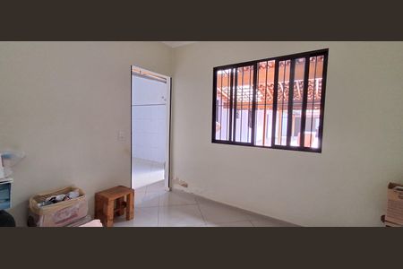 Casa à venda com 228m², 2 quartos e 2 vagas Casa à venda com 228m², 2 quartos e 2 vagasQuarto de Serviço