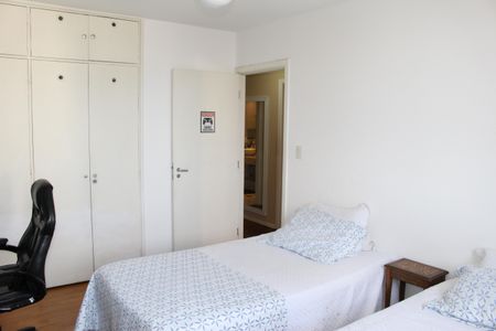 Apartamento à venda com 159m², 3 quartos e 1 vagaQuarto 1