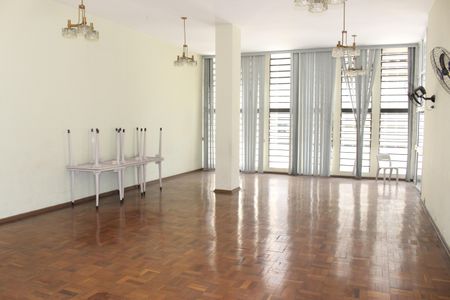 Apartamento à venda com 159m², 3 quartos e 1 vagaÁrea comum - Salão de festas
