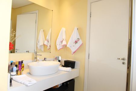 Apartamento à venda com 159m², 3 quartos e 1 vagaBanheiro da Suíte