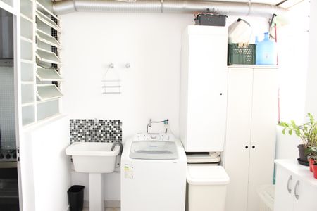 Apartamento à venda com 159m², 3 quartos e 1 vagaÁrea de Serviço