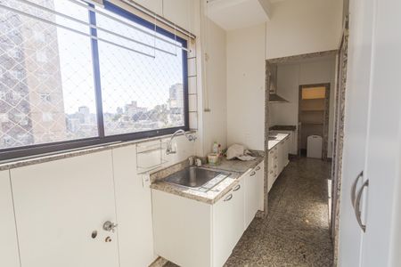Apartamento à venda com 158m², 4 quartos e 2 vagas Apartamento à venda com 158m², 4 quartos e 2 vagasÁrea de Serviço