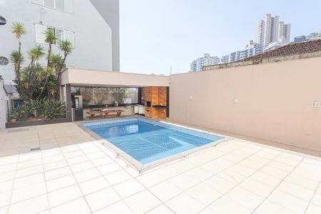 Apartamento à venda com 158m², 4 quartos e 2 vagas Apartamento à venda com 158m², 4 quartos e 2 vagasÁrea comum - Piscina