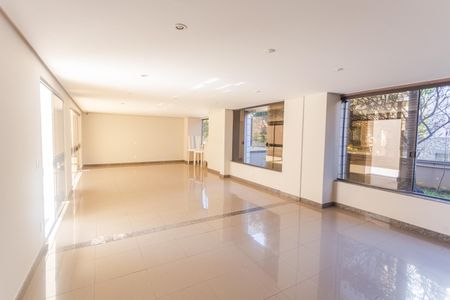Apartamento à venda com 158m², 4 quartos e 2 vagas Apartamento à venda com 158m², 4 quartos e 2 vagasÁrea comum - Salão de festas