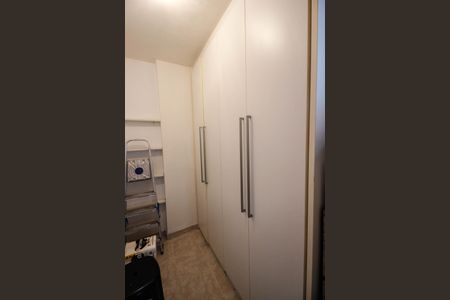 Apartamento à venda com 87m², 2 quartos e 2 vagasQuarto de Serviço