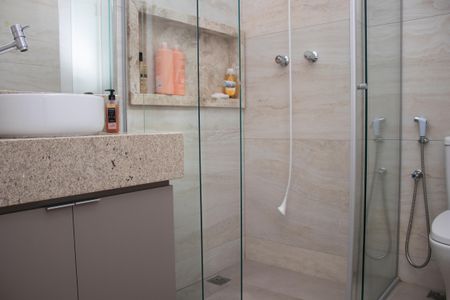 Apartamento à venda com 130m², 2 quartos e 2 vagasBanheiro 1