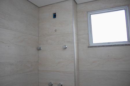 Apartamento à venda com 130m², 2 quartos e 2 vagasBanheiro 2