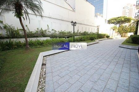 Apartamento à venda com 270m², 3 quartos e 5 vagas