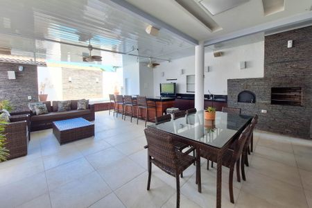 Casa à venda com 334m², 4 quartos e 3 vagas Casa à venda com 334m², 4 quartos e 3 vagasÁrea Gourmet