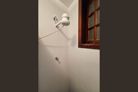 Casa à venda com 334m², 4 quartos e 3 vagas Casa à venda com 334m², 4 quartos e 3 vagasÁrea de Serviço