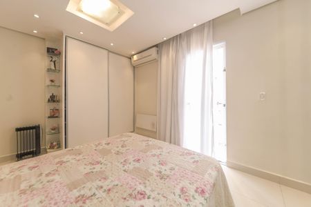 Casa à venda com 120m², 2 quartos e 2 vagas Casa à venda com 120m², 2 quartos e 2 vagasQuarto 2