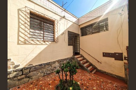 Casa à venda com 266m², 3 quartos e 1 vagaEntrada
