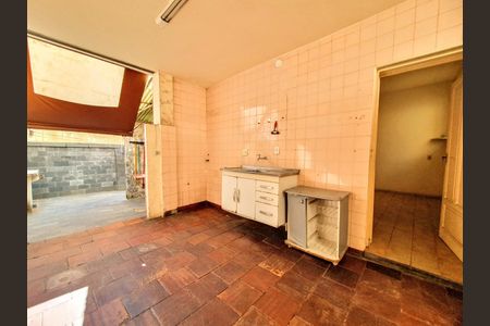 Casa à venda com 266m², 3 quartos e 1 vagaCozinha