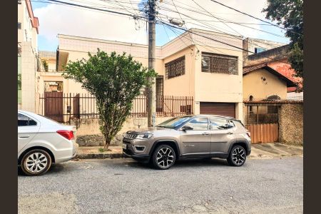 Casa à venda com 266m², 3 quartos e 1 vagaFachada