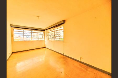 Casa à venda com 266m², 3 quartos e 1 vagaSala