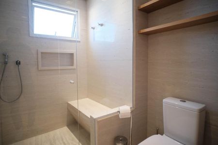 Apartamento à venda com 146m², 3 quartos e 2 vagasBanheiro da Suíte