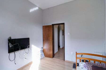 Casa à venda com 250m², 3 quartos e 2 vagas Casa à venda com 250m², 3 quartos e 2 vagasQuarto 3