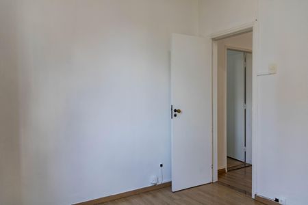 Casa à venda com 250m², 3 quartos e 2 vagas Casa à venda com 250m², 3 quartos e 2 vagasQuarto 2