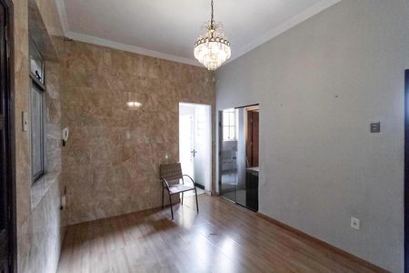 Casa à venda com 250m², 3 quartos e 2 vagas Casa à venda com 250m², 3 quartos e 2 vagasCopa