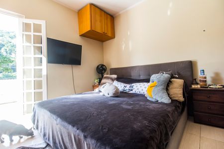 Casa de condomínio à venda com 390m², 4 quartos e 2 vagas Casa de condomínio à venda com 390m², 4 quartos e 2 vagasSuíte 4