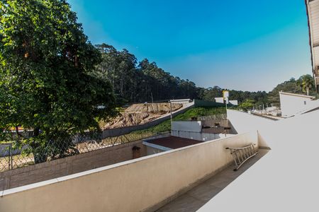 Casa de condomínio à venda com 390m², 4 quartos e 2 vagas Casa de condomínio à venda com 390m², 4 quartos e 2 vagasVaranda da Suíte 3