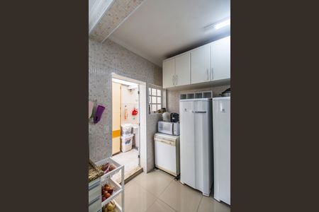 Casa de condomínio à venda com 390m², 4 quartos e 2 vagas Casa de condomínio à venda com 390m², 4 quartos e 2 vagasCozinha