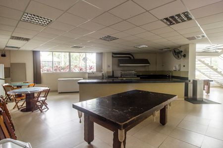 Casa de condomínio à venda com 390m², 4 quartos e 2 vagas Casa de condomínio à venda com 390m², 4 quartos e 2 vagasÁrea comum