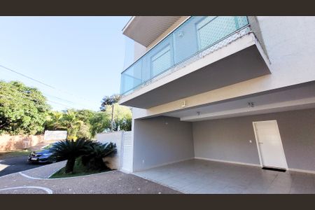 Casa de condomínio para alugar com 377m², 3 quartos e 2 vagasGaragem