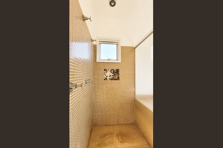 Casa de condomínio para alugar com 377m², 3 quartos e 2 vagasBanheiro da Suíte Master