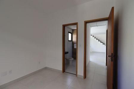 Apartamento à venda com 98m², 2 quartos e 2 vagasSuíte