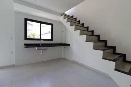 Apartamento à venda com 98m², 2 quartos e 2 vagasCozinha