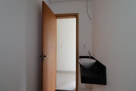 Apartamento à venda com 98m², 2 quartos e 2 vagasBanheiro Social