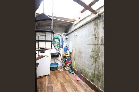 Casa à venda com 122m², 2 quartos e 2 vagasÁrea de Serviço