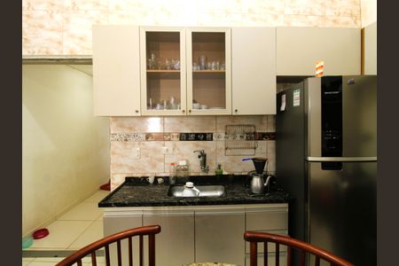 Casa à venda com 122m², 2 quartos e 2 vagasSala/Cozinha