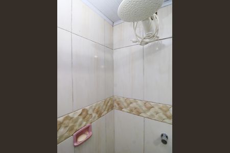 Casa à venda com 122m², 2 quartos e 2 vagasBanheiro