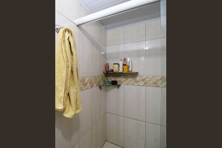 Casa à venda com 122m², 2 quartos e 2 vagasBanheiro