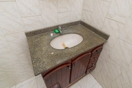 Apartamento à venda com 70m², 2 quartos e sem vagaBanheiro