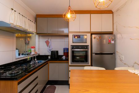 Casa de condomínio à venda com 76m², 2 quartos e 1 vagaCozinha