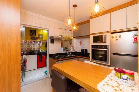 Casa de condomínio à venda com 76m², 2 quartos e 1 vagaCozinha