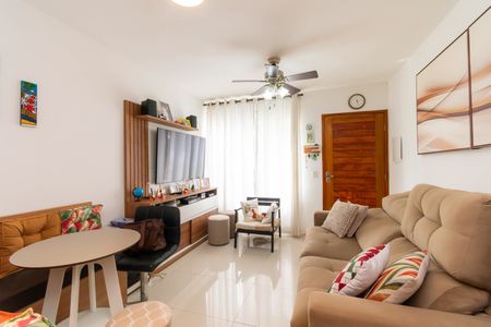 Casa de condomínio à venda com 76m², 2 quartos e 1 vagaSala